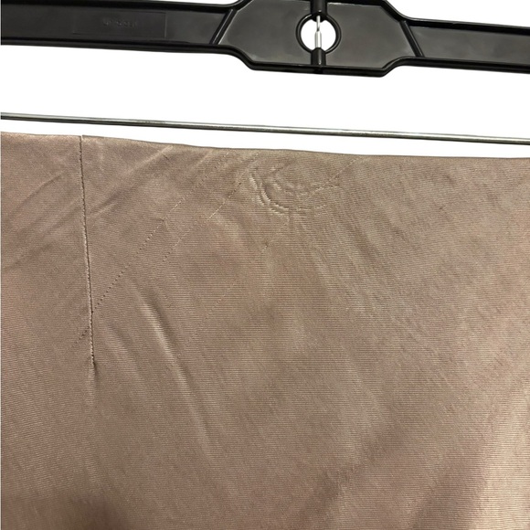 H&M Beige Midi Skirt - Picture 2 of 4